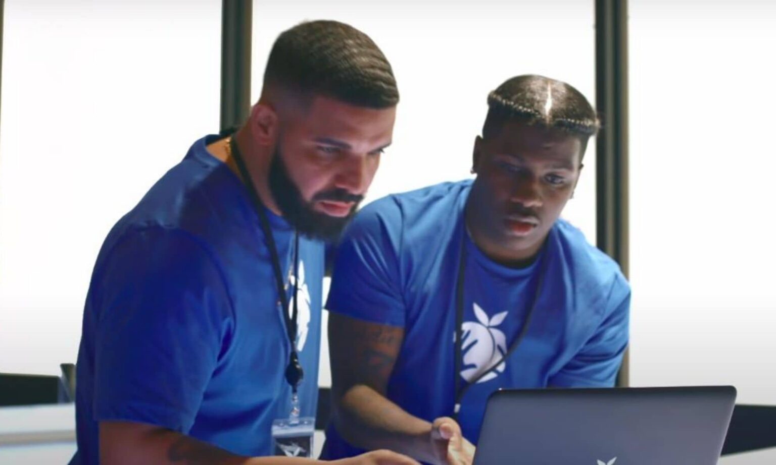 Top 10 Drake Meme Templates Of AllTime HumorNama