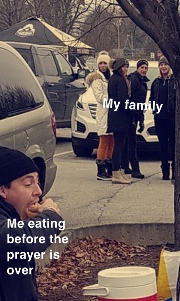 Eating Before Prayer Meme on Thanksgiving